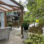 Tinyhouse Woody At The Water * Zaandam
