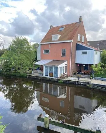 ホームステイ Tinyhouse Woody At The Water
